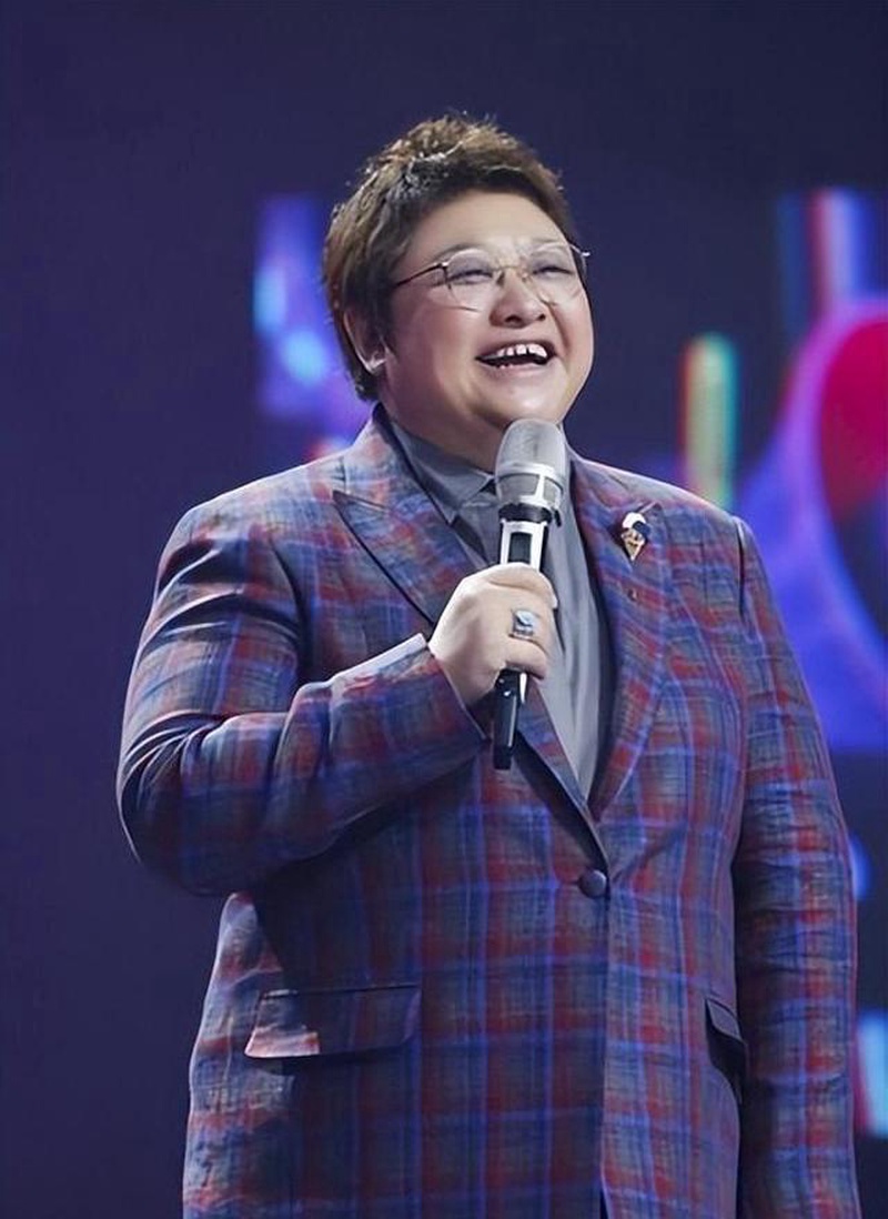 韩红