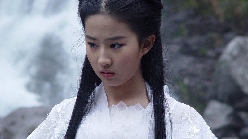 刘亦菲采访金句频出自嘲眼瞎，神仙姐姐原来是隐藏搞笑女